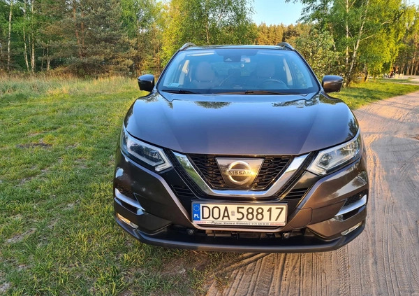 Nissan Qashqai cena 65500 przebieg: 161500, rok produkcji 2017 z Ślesin małe 277